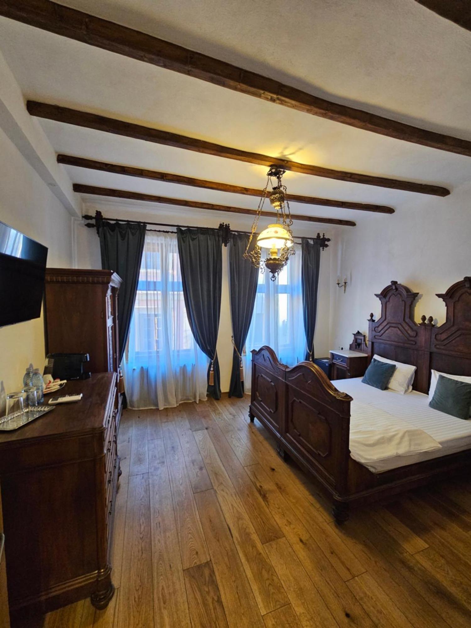 The Throne - M Museum Hotel Sighişoara Dış mekan fotoğraf