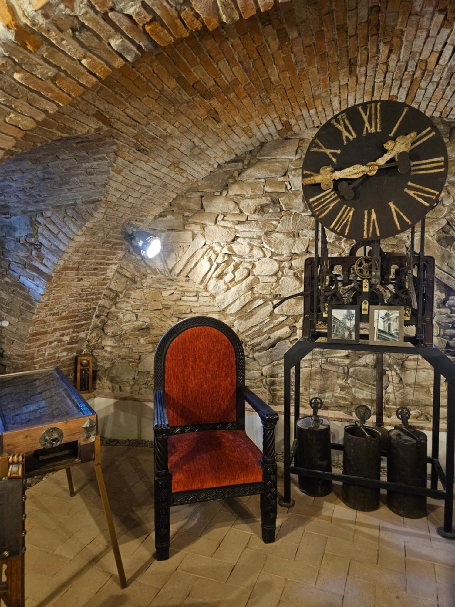 The Throne - M Museum Hotel Sighişoara Dış mekan fotoğraf