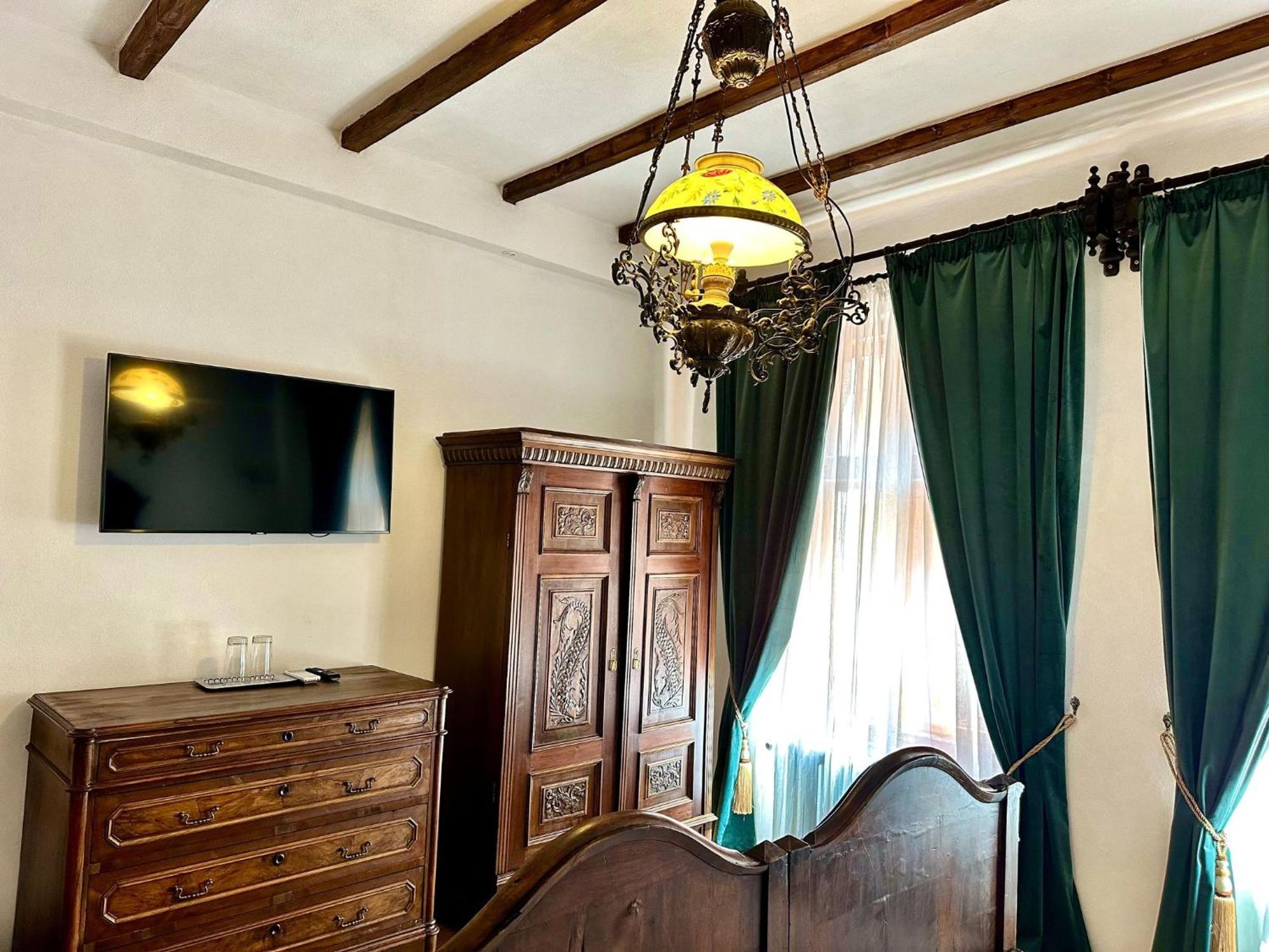 The Throne - M Museum Hotel Sighişoara Dış mekan fotoğraf